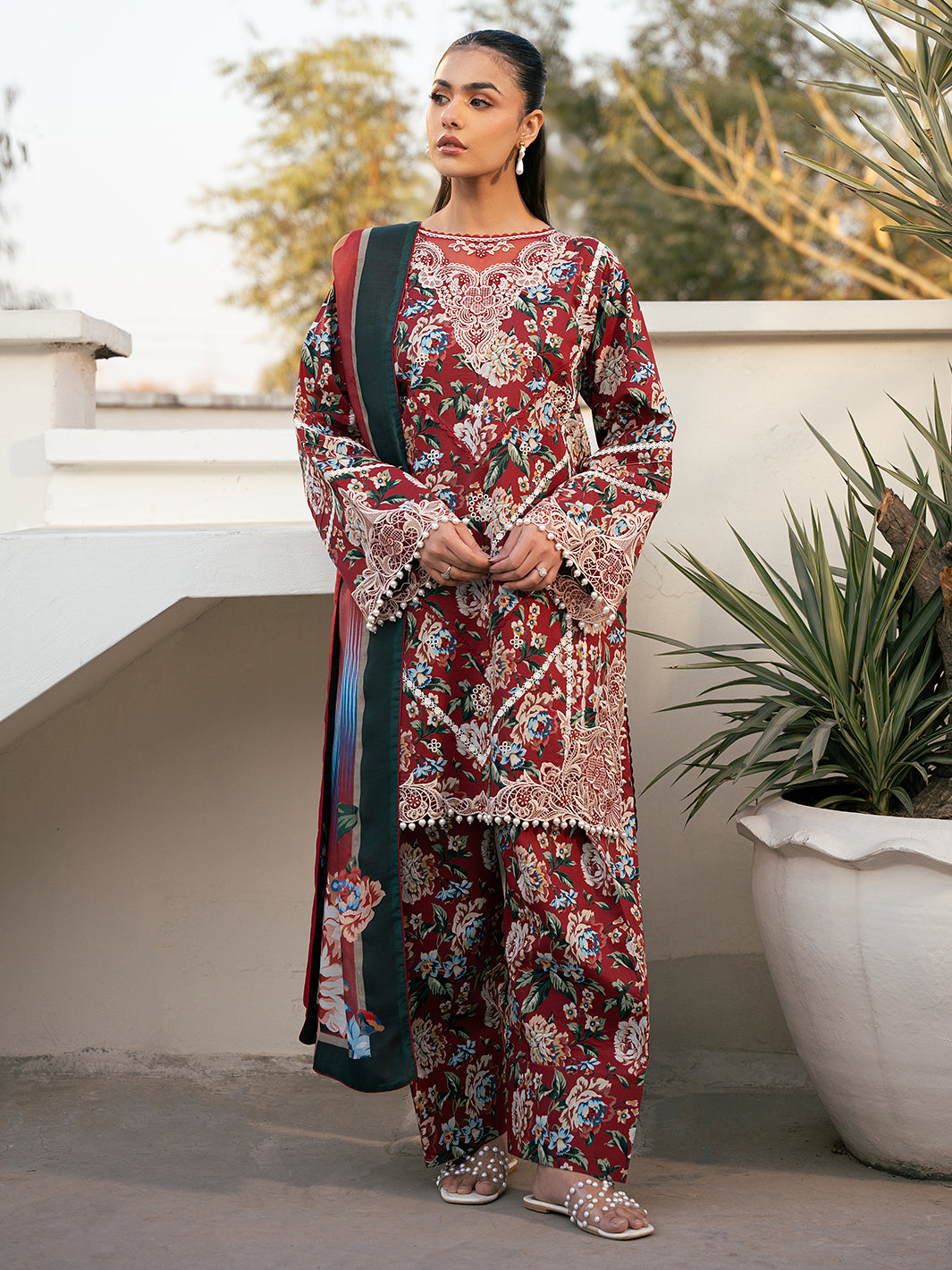 Bin Ilyas | Hazel Printed Lawn 25 | 2076 - B