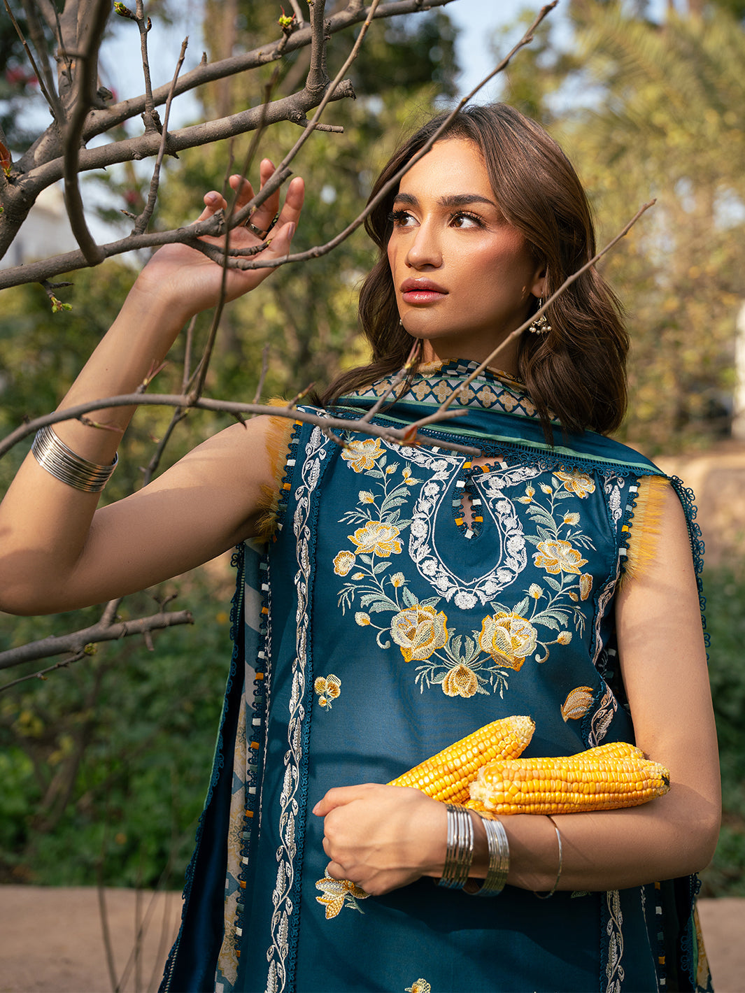 Bin Ilyas | Hazel Printed Lawn 25 | 2077 - B