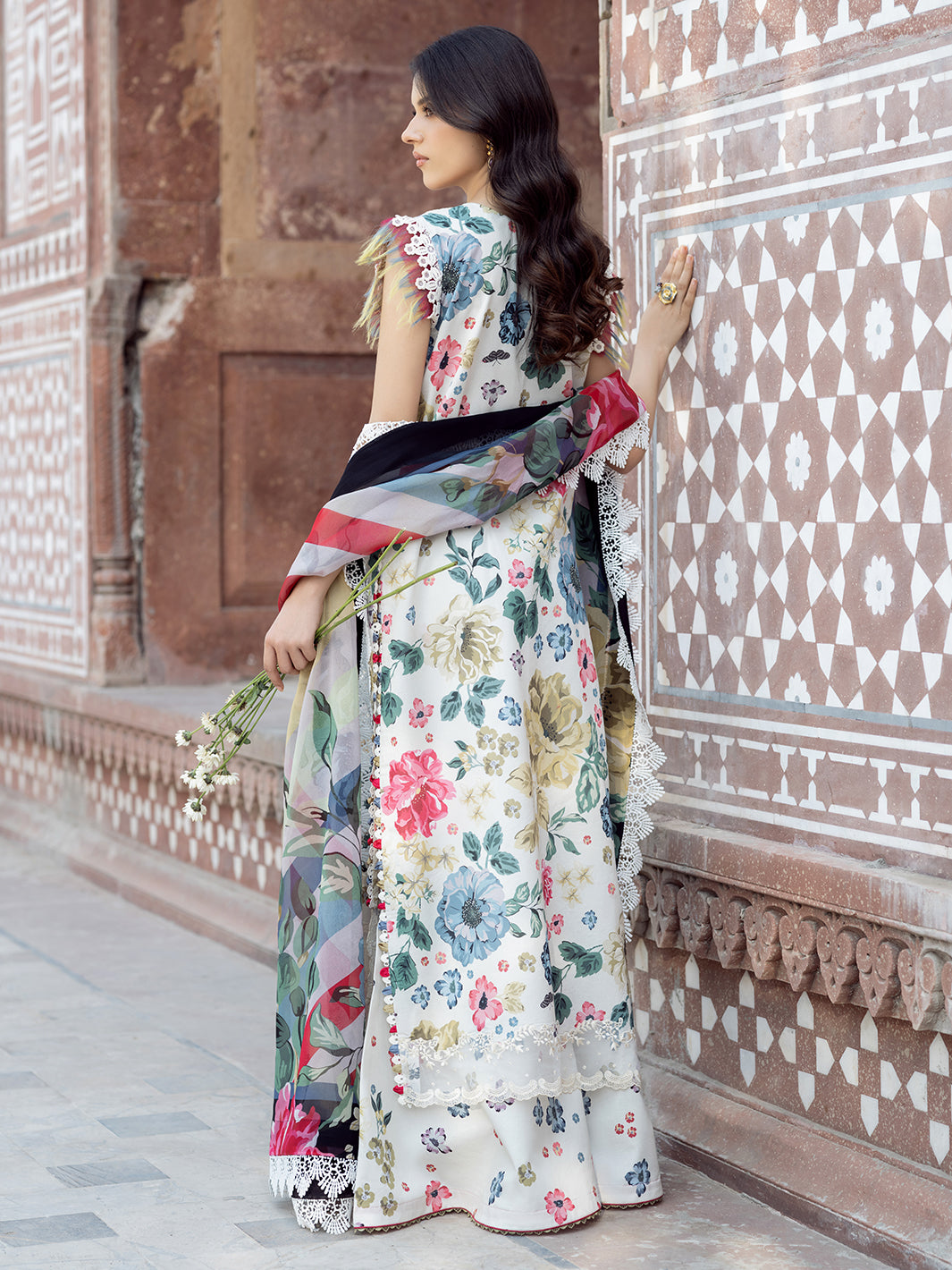 Bin Ilyas | Naqsh Naaz Luxury Lawn 25 | 2081 - A