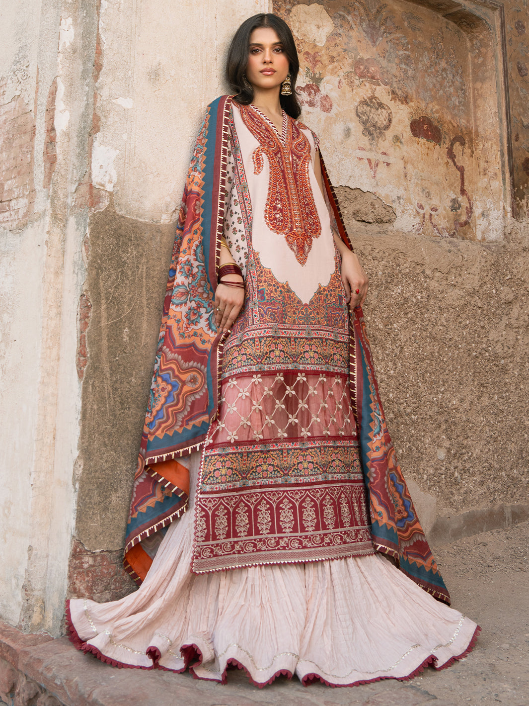 Bin Ilyas | Naqsh Naaz Luxury Lawn 25 | 2083 - A