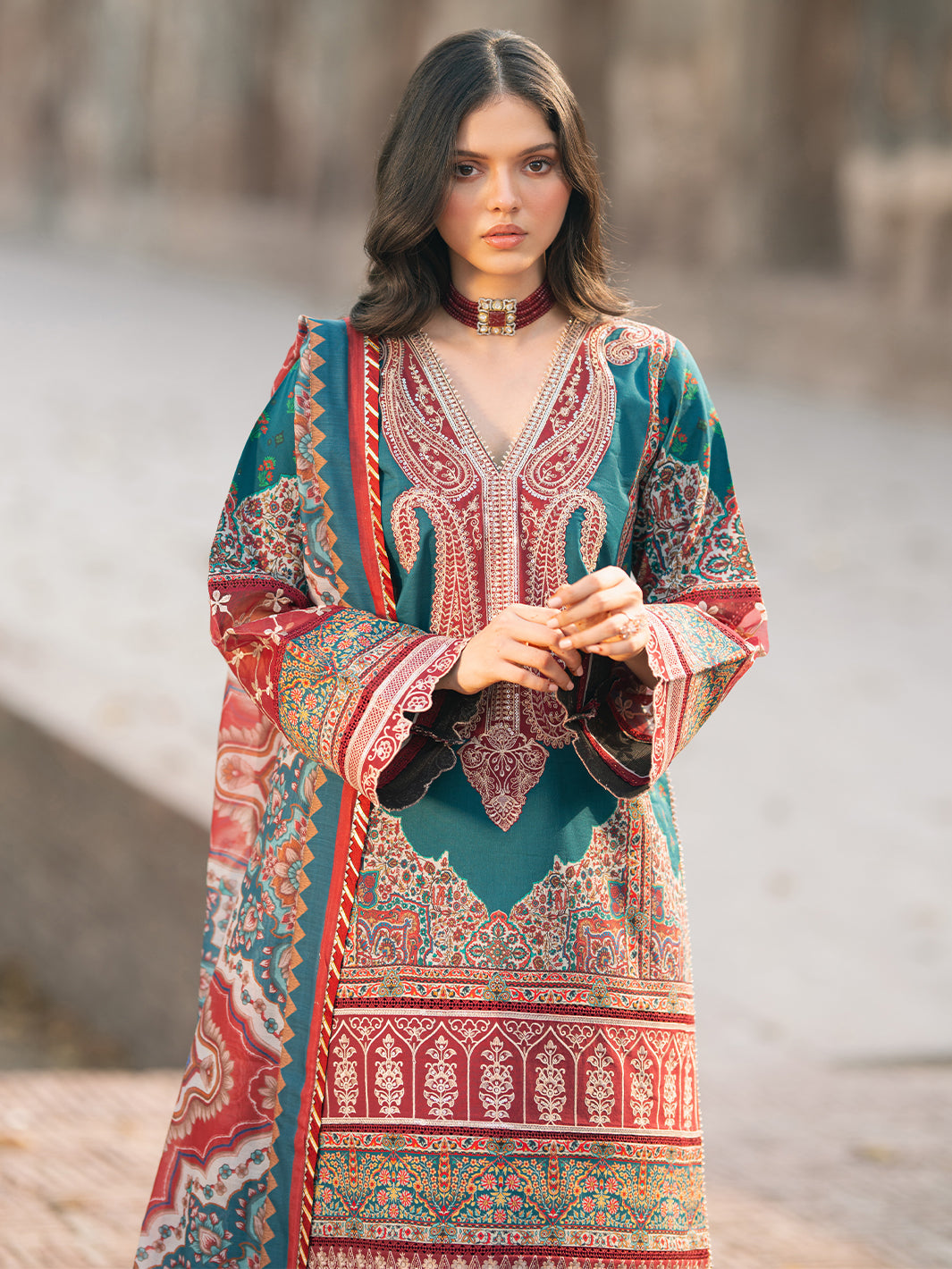 Bin Ilyas | Naqsh Naaz Luxury Lawn 25 | 2083 - B