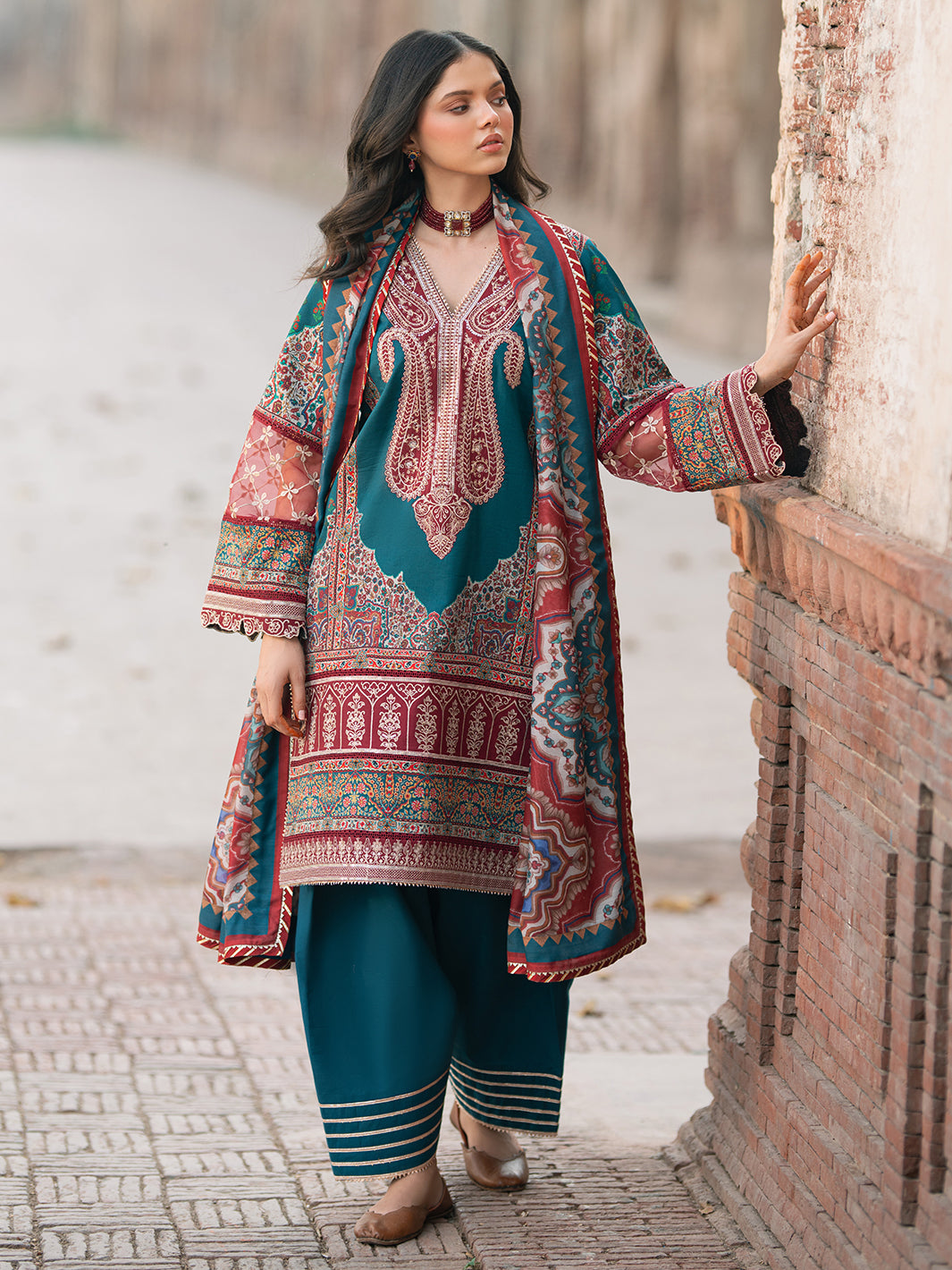 Bin Ilyas | Naqsh Naaz Luxury Lawn 25 | 2083 - B