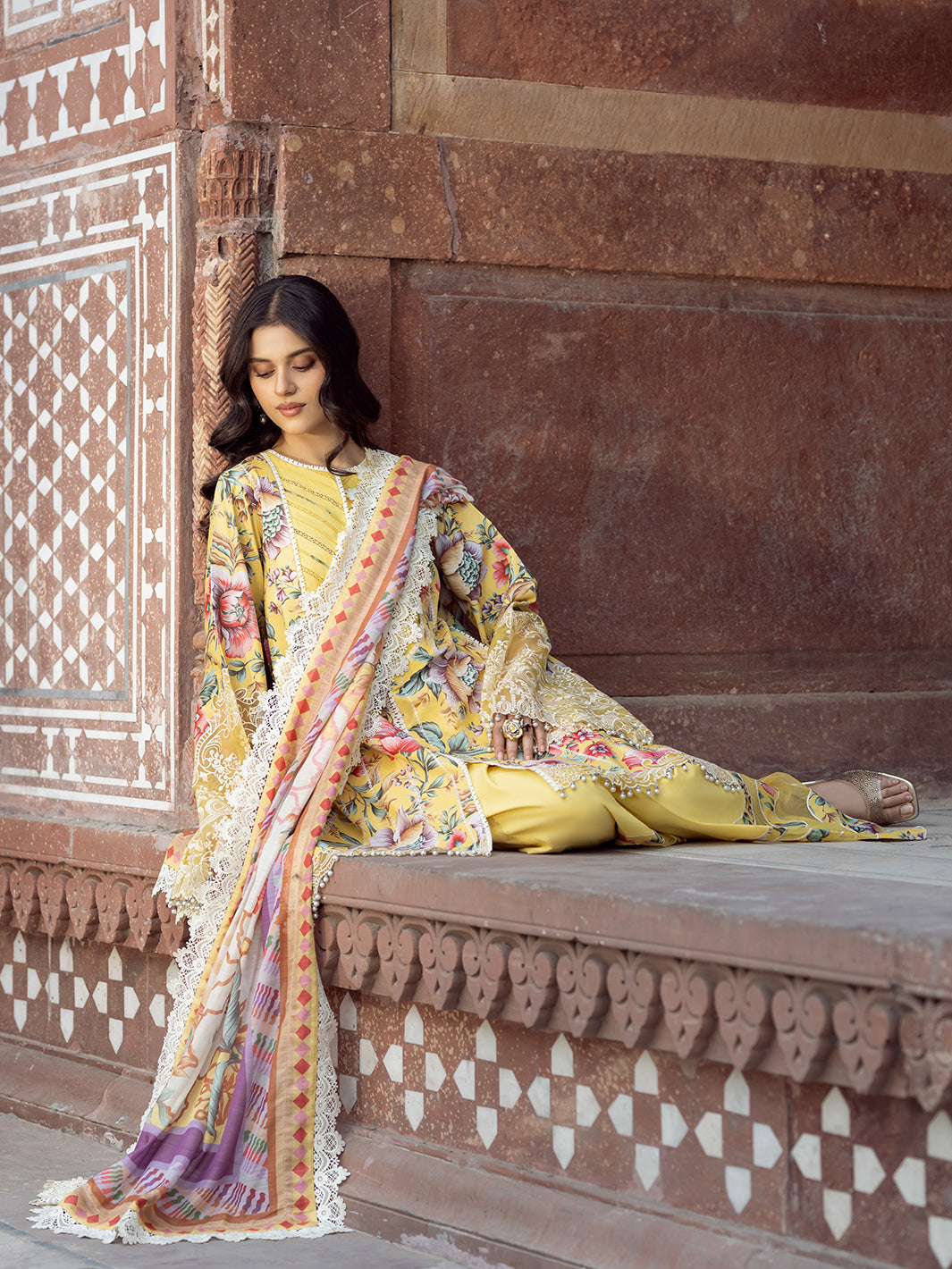 Bin Ilyas | Naqsh Naaz Luxury Lawn 25 | 2085 - A