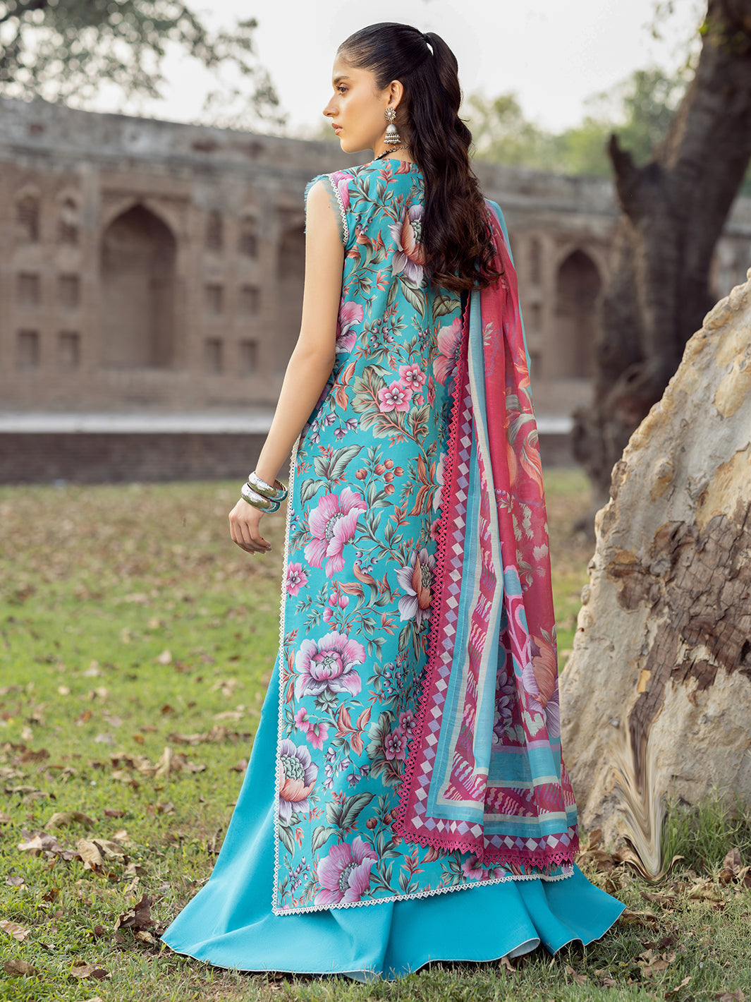 Bin Ilyas | Naqsh Naaz Luxury Lawn 25 | 2085 - B