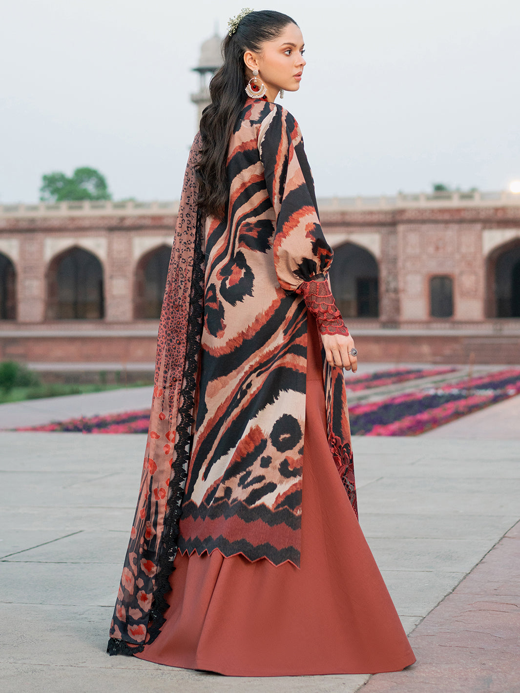 Bin Ilyas | Naqsh Naaz Luxury Lawn 25 | 2086 - C