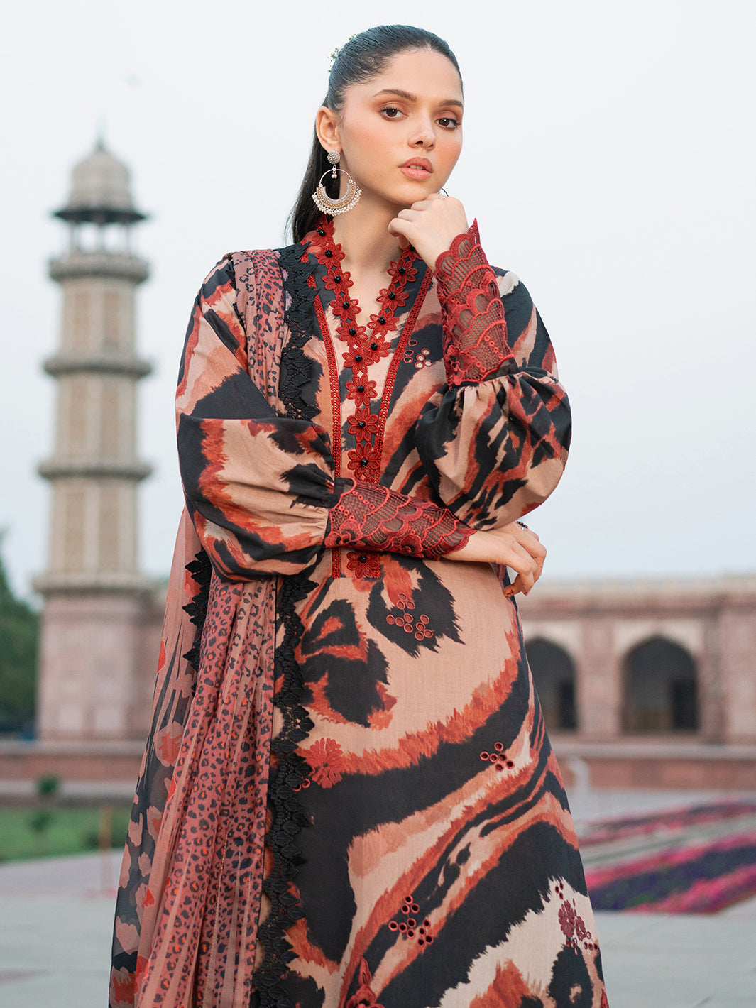 Bin Ilyas | Naqsh Naaz Luxury Lawn 25 | 2086 - C