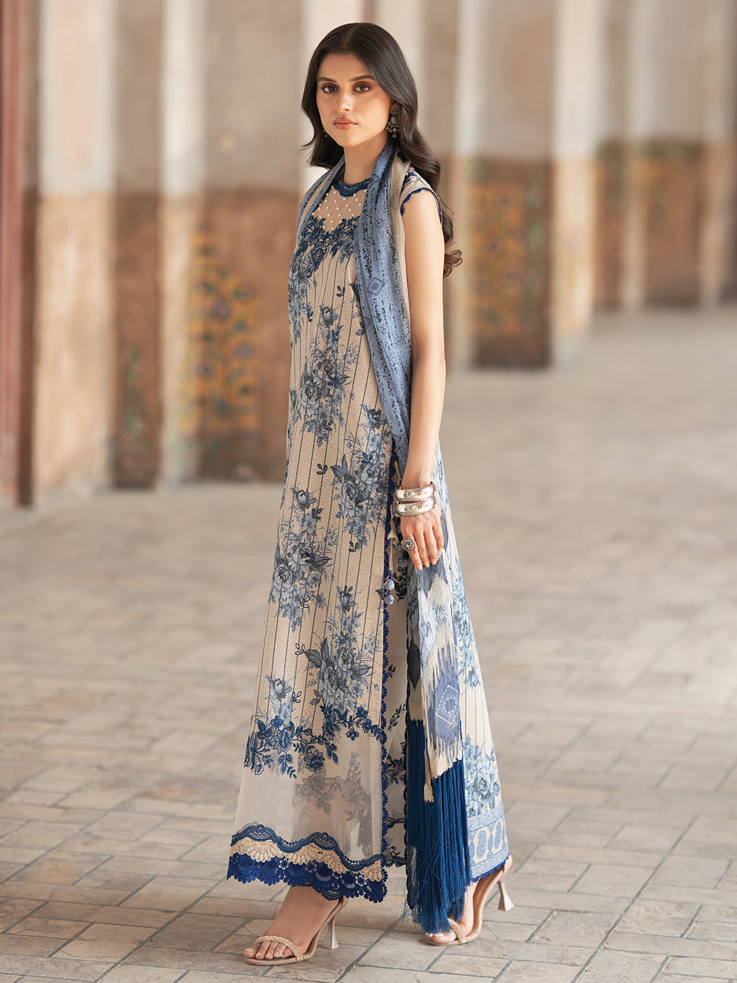 Bin Ilyas | Naqsh Naaz Luxury Lawn 25 | 2087 - A