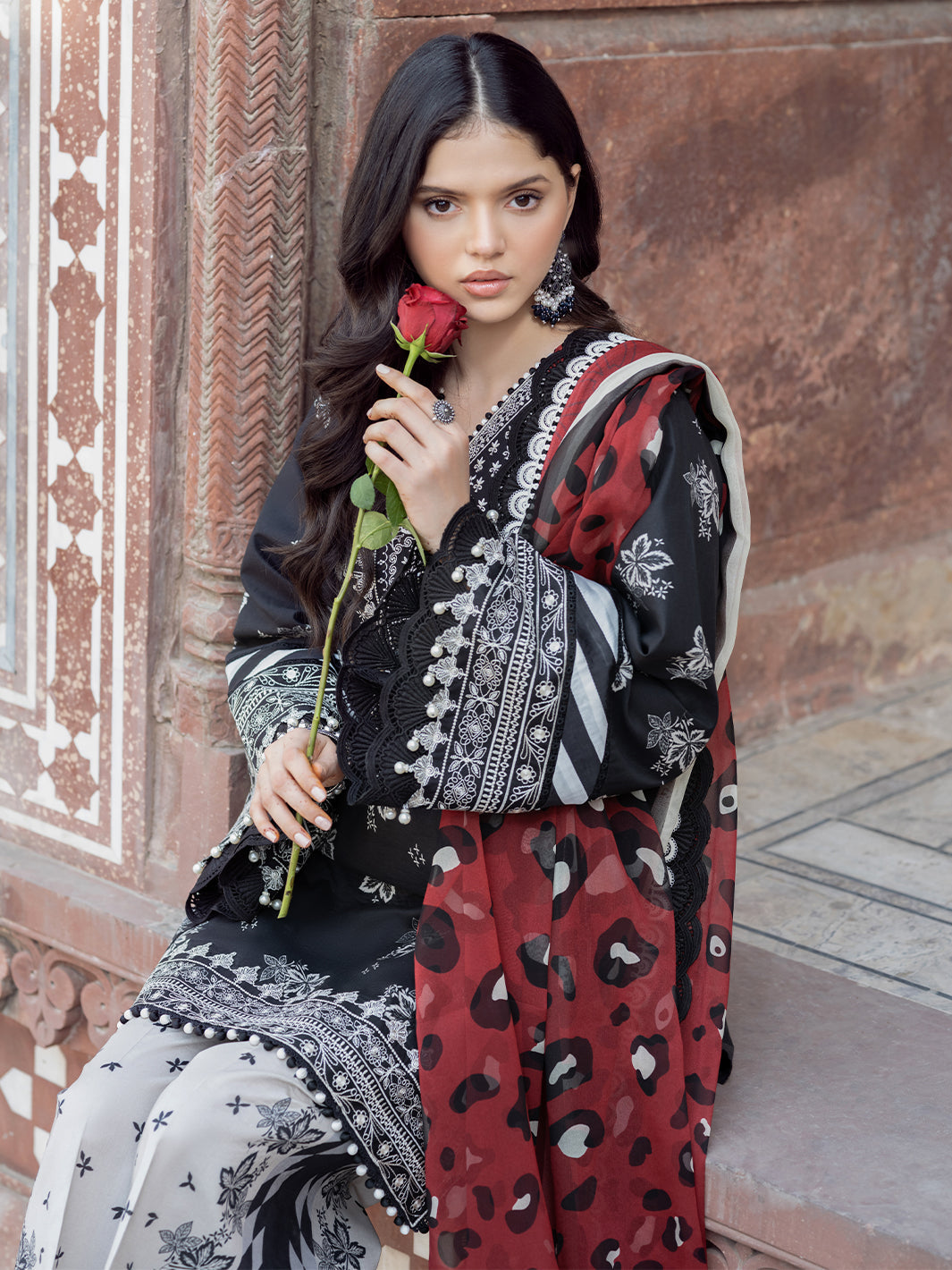 Bin Ilyas | Naqsh Naaz Luxury Lawn 25 | 2088 - A