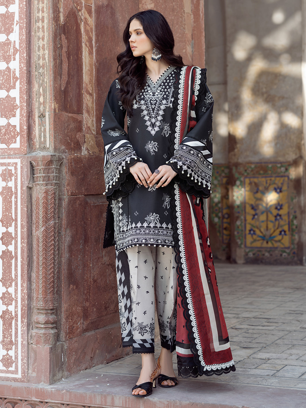 Bin Ilyas | Naqsh Naaz Luxury Lawn 25 | 2088 - A