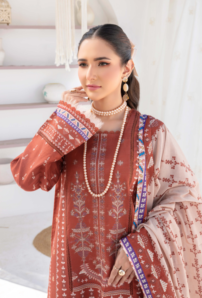 Humdum | Saira Bano Lawn 24 | D03
