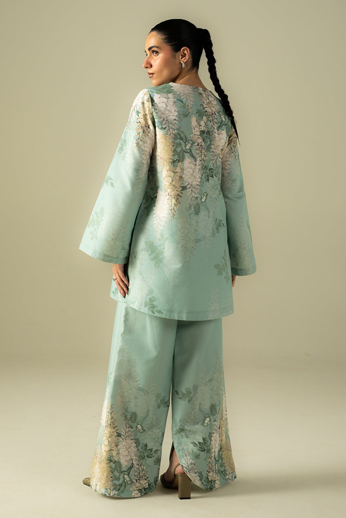 Afrozeh | Coords 25 | Frosted