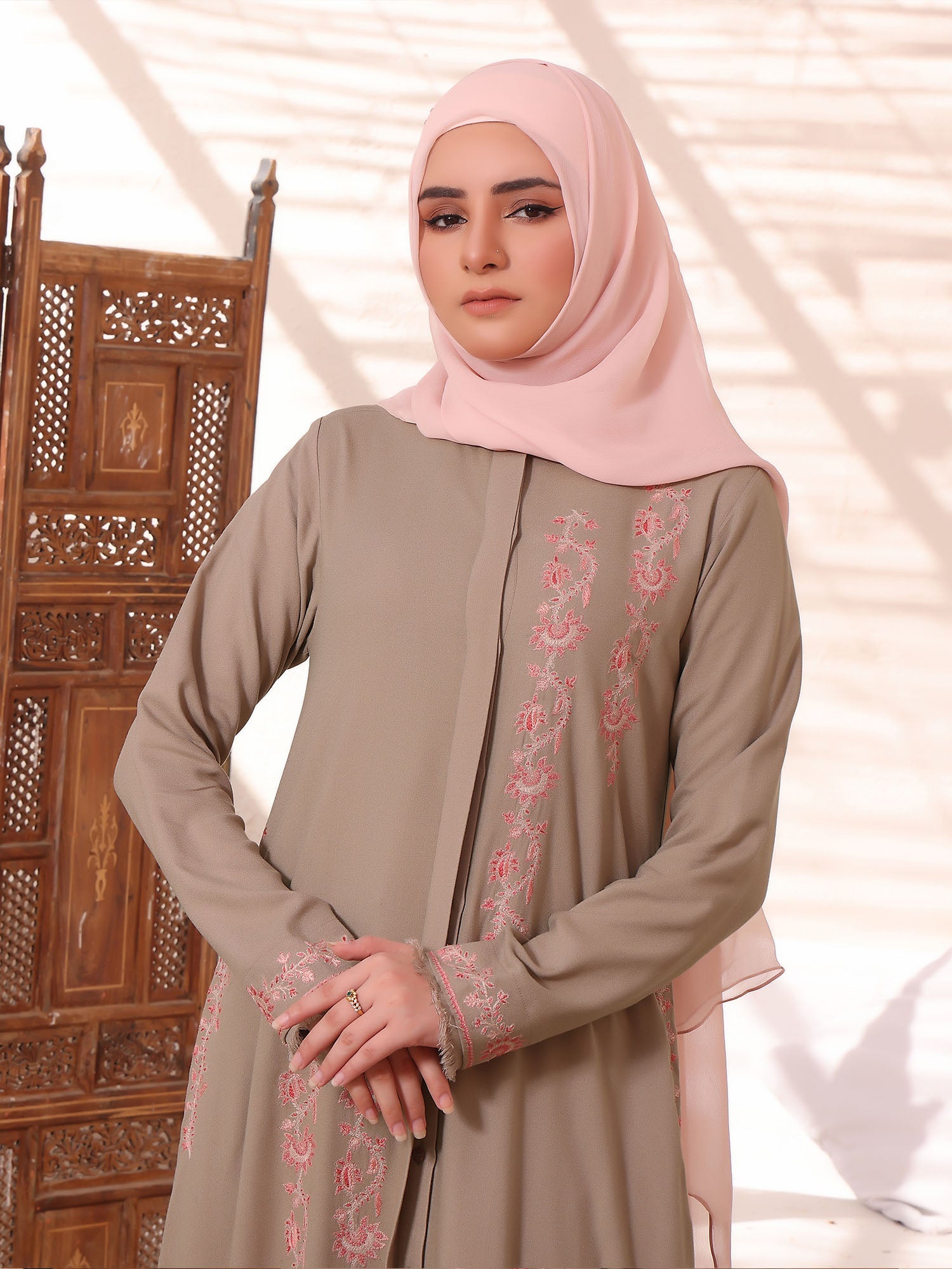 Abaya Stitched Serenity