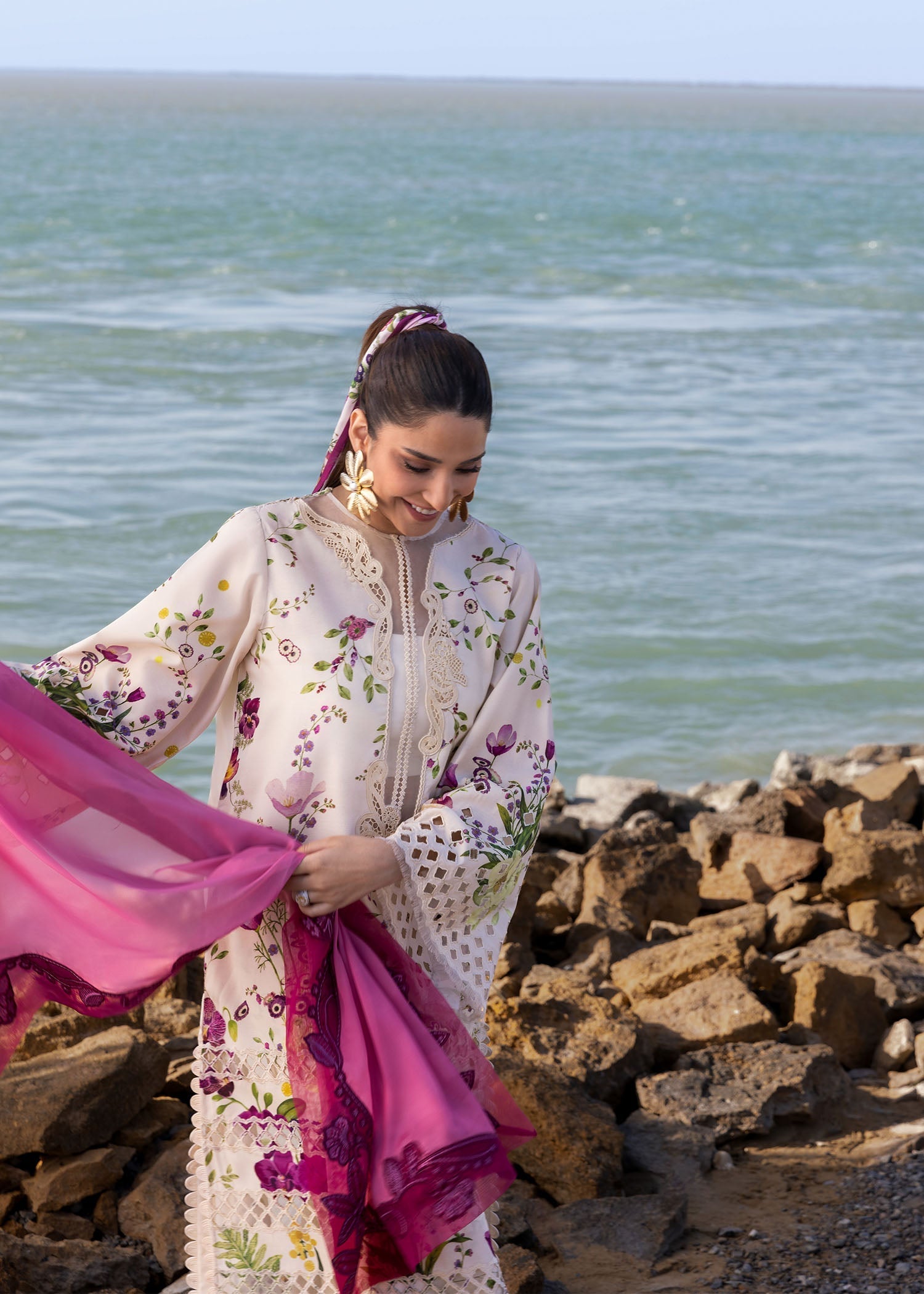 Crimson | Floe by Crimson | Bloom Bold - D4 A