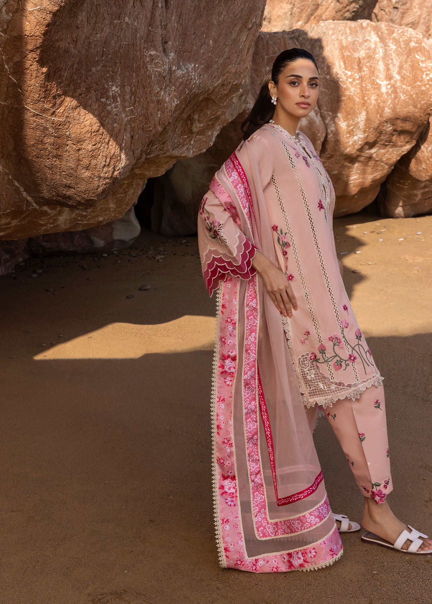 Crimson | Floe by Crimson | Floral Crush - D6 B