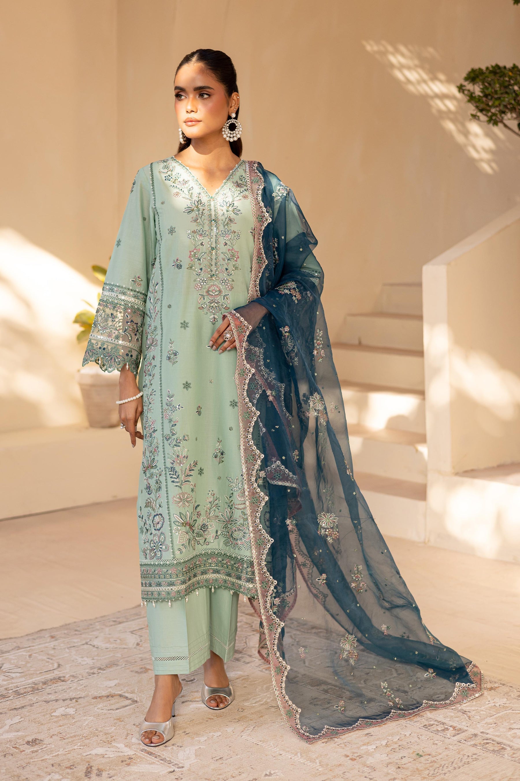 Batik | Cyra Luxury Solids | Asterin