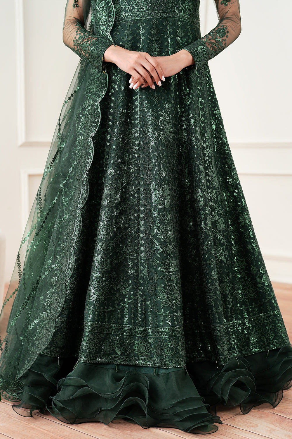 Farasha | Essence Formals 25 | Emerald Muse
