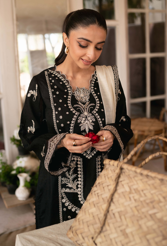 Humdum | Mirha Lawn 25 | Mirha - D03