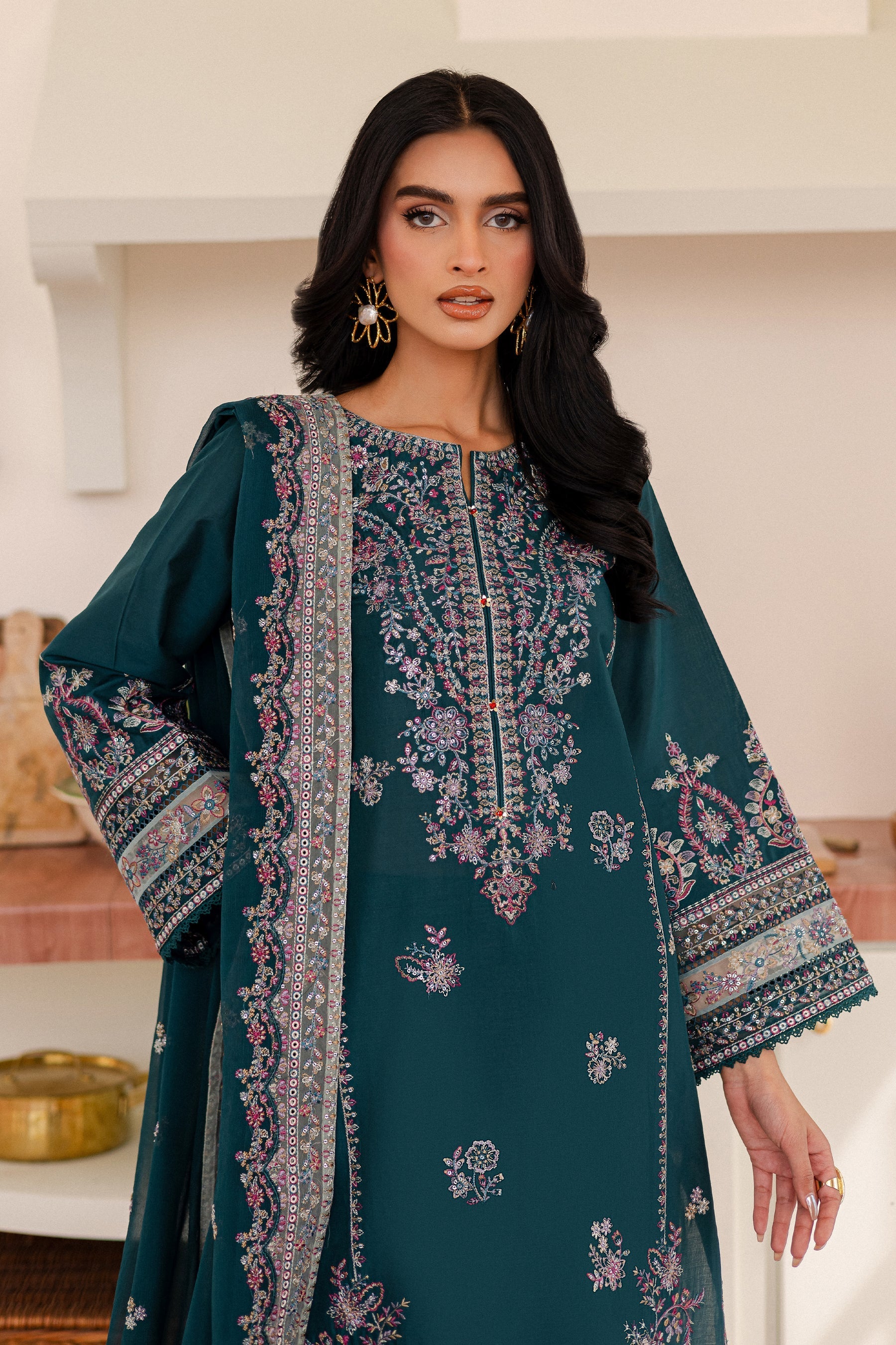 Batik | Kai Formals | Leal