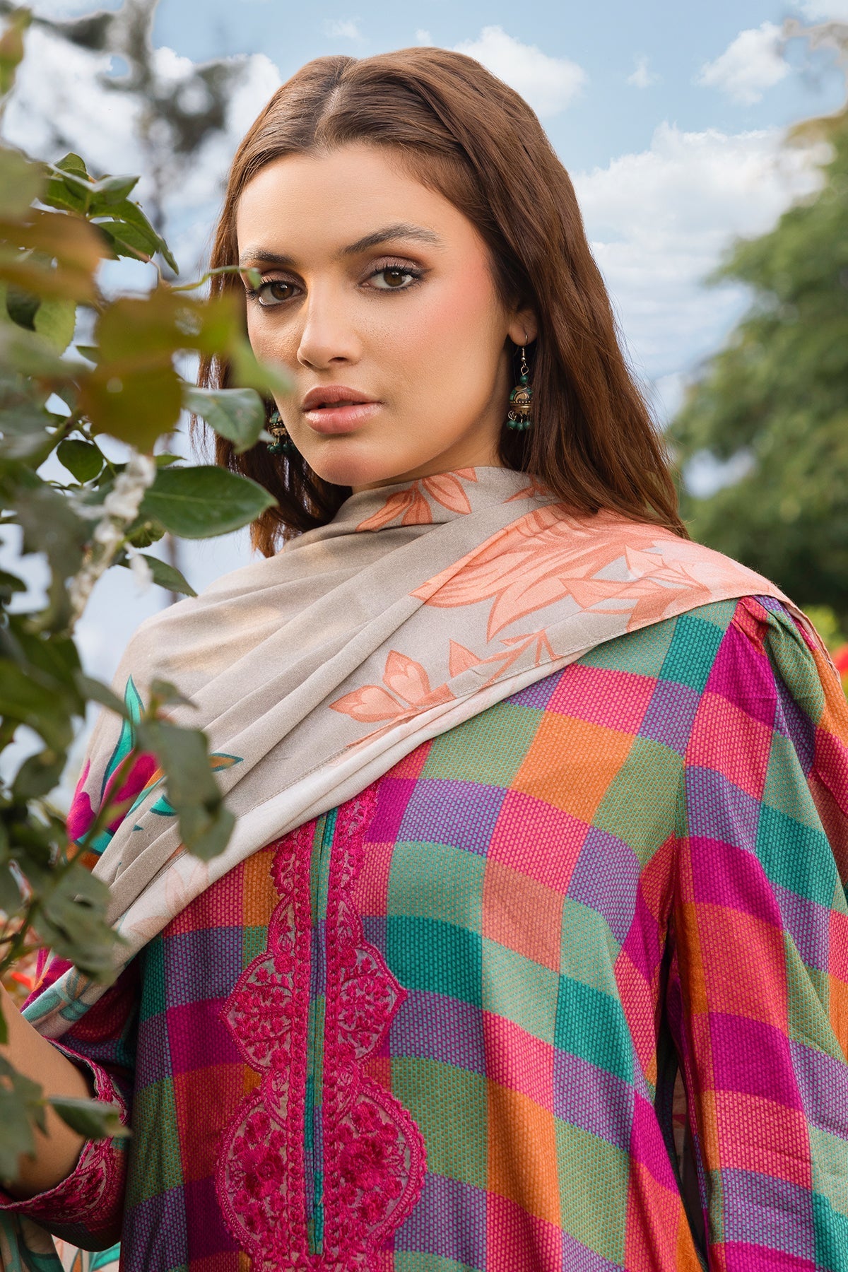 Charizma | Aniiq Embroidered Collection | STAPLE SHAWL ANW4-10