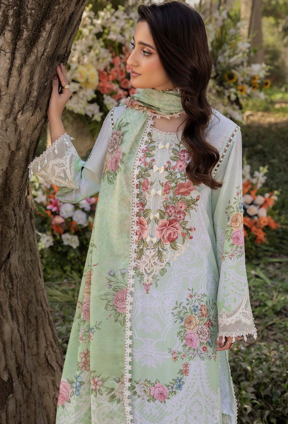 Adans Libas | Morzine Lawn 25 | MORZINE 07001