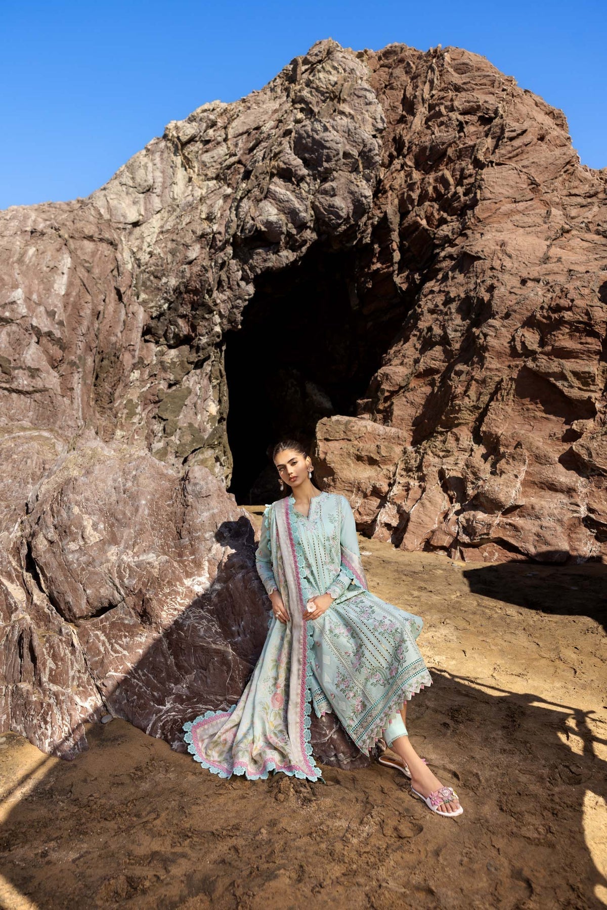 Akbar Aslam | Mare Lawn Edit 25 | Rivora