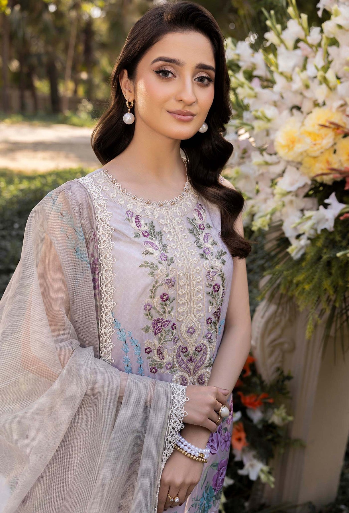 Adans Libas | Morzine Lawn 25 | MORZINE 07004