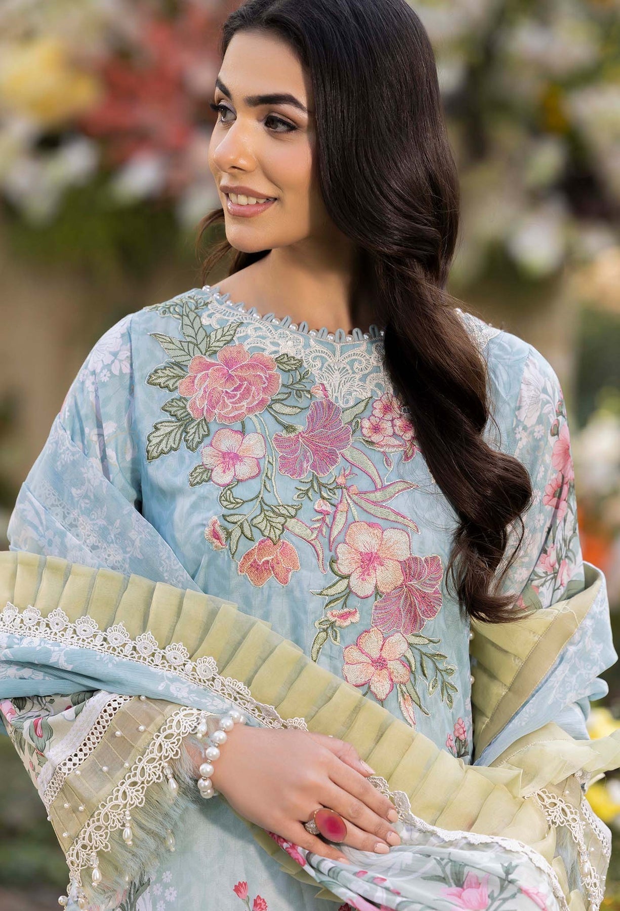 Adans Libas | Morzine Lawn 25 | MORZINE 07006