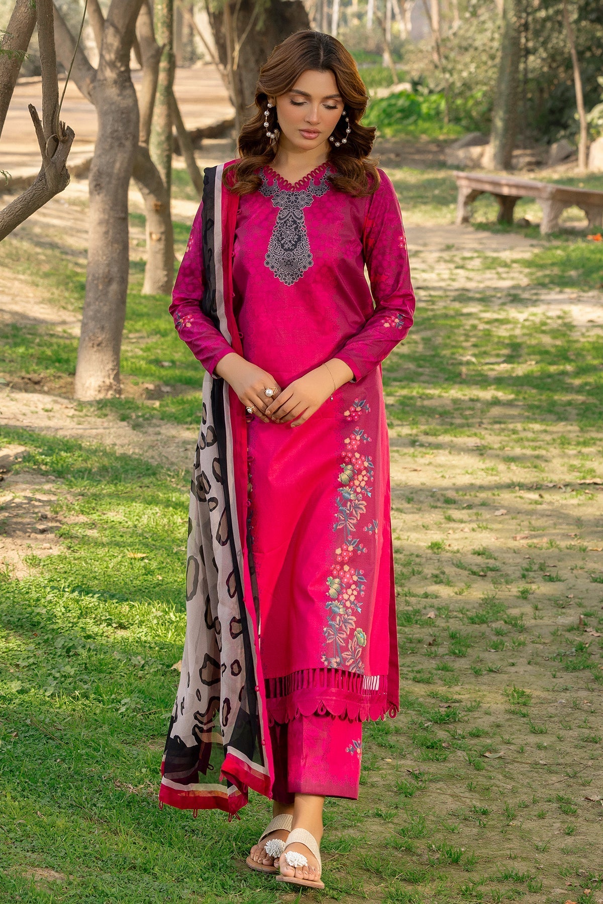 Charizma | C prints Lawn | CP5-12