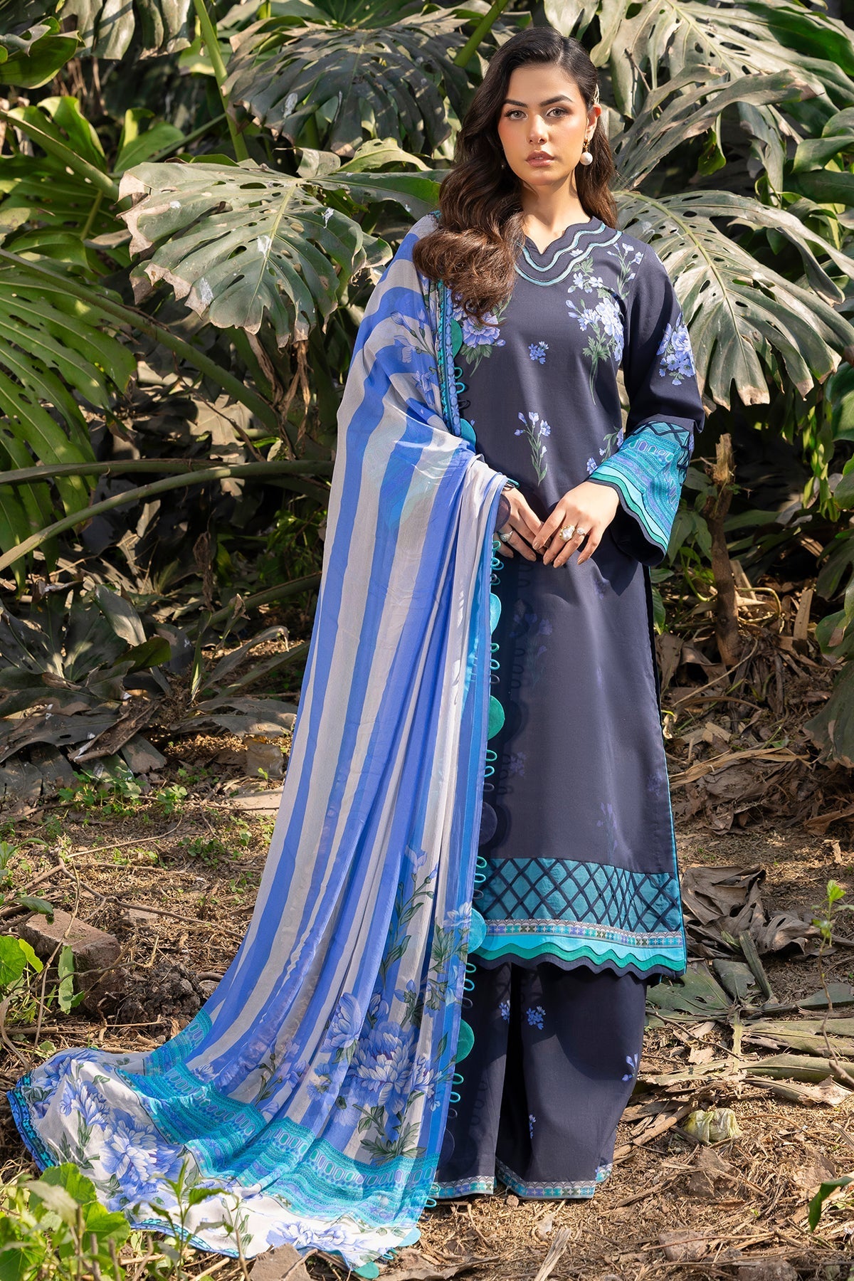 Charizma | C prints Lawn | CP5-19