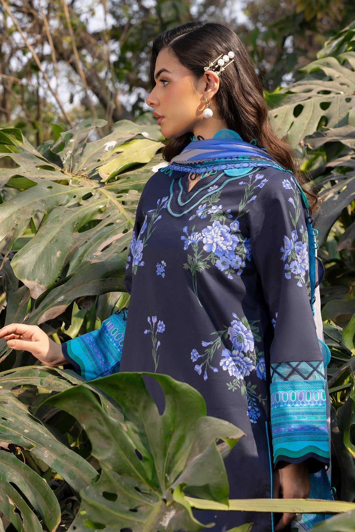 Charizma | C prints Lawn | CP5-19