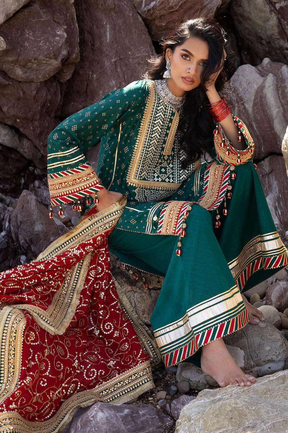 Gul Ahmed | Chunri Lawn 25 | BM-52024