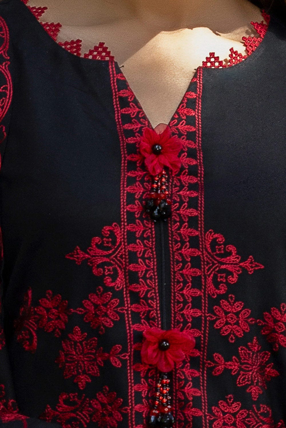 Gul Ahmed | Winter Collection 24 | Acrylic Dupatta AP-42013