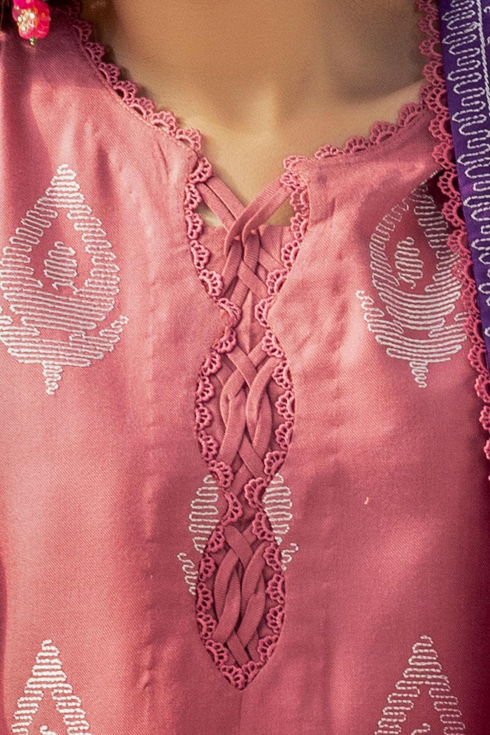 Gul Ahmed | Winter Collection 24 | Acrylic Dupatta AP-42003