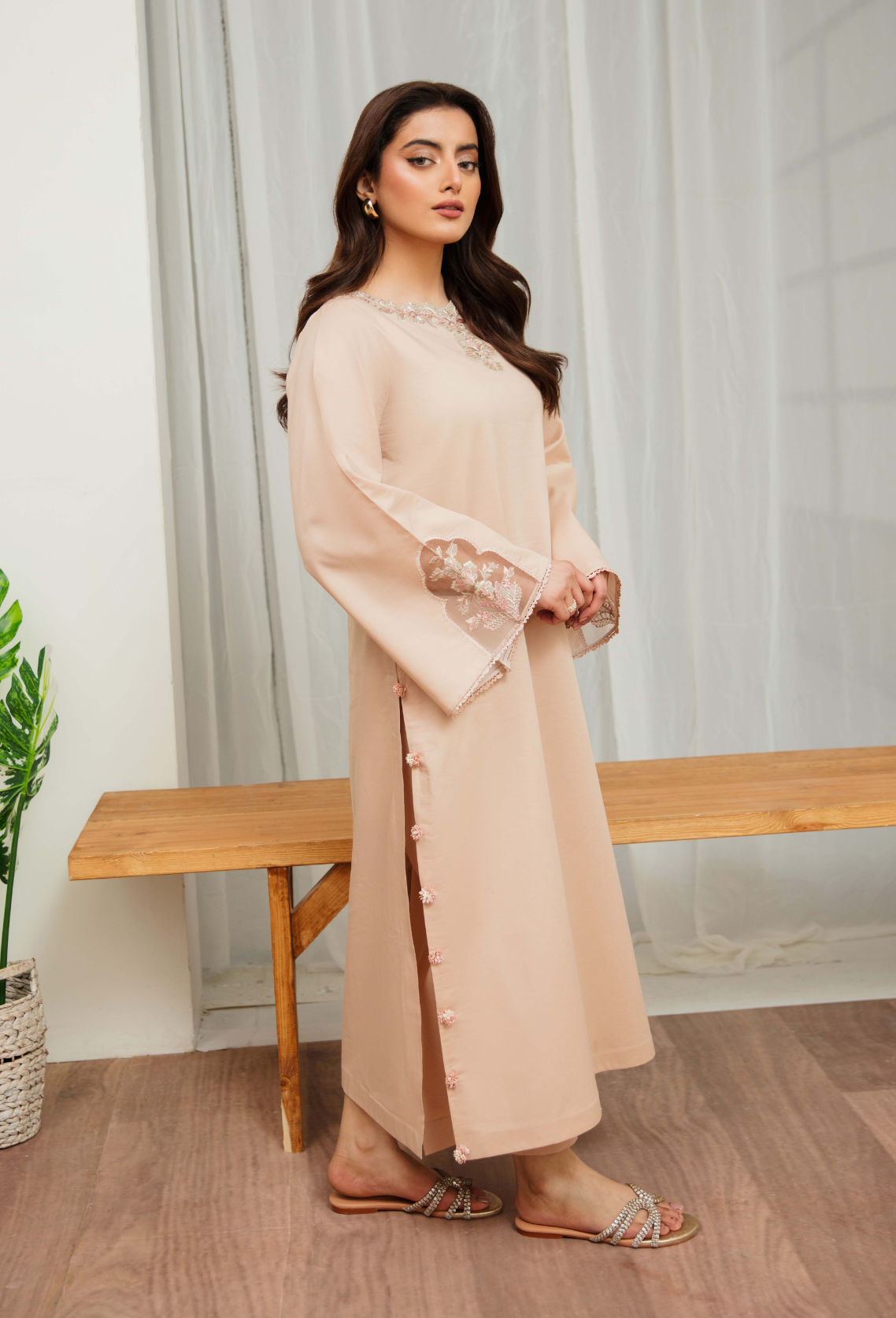 Humdum | Ayra Ready to wear | Ayra - D04