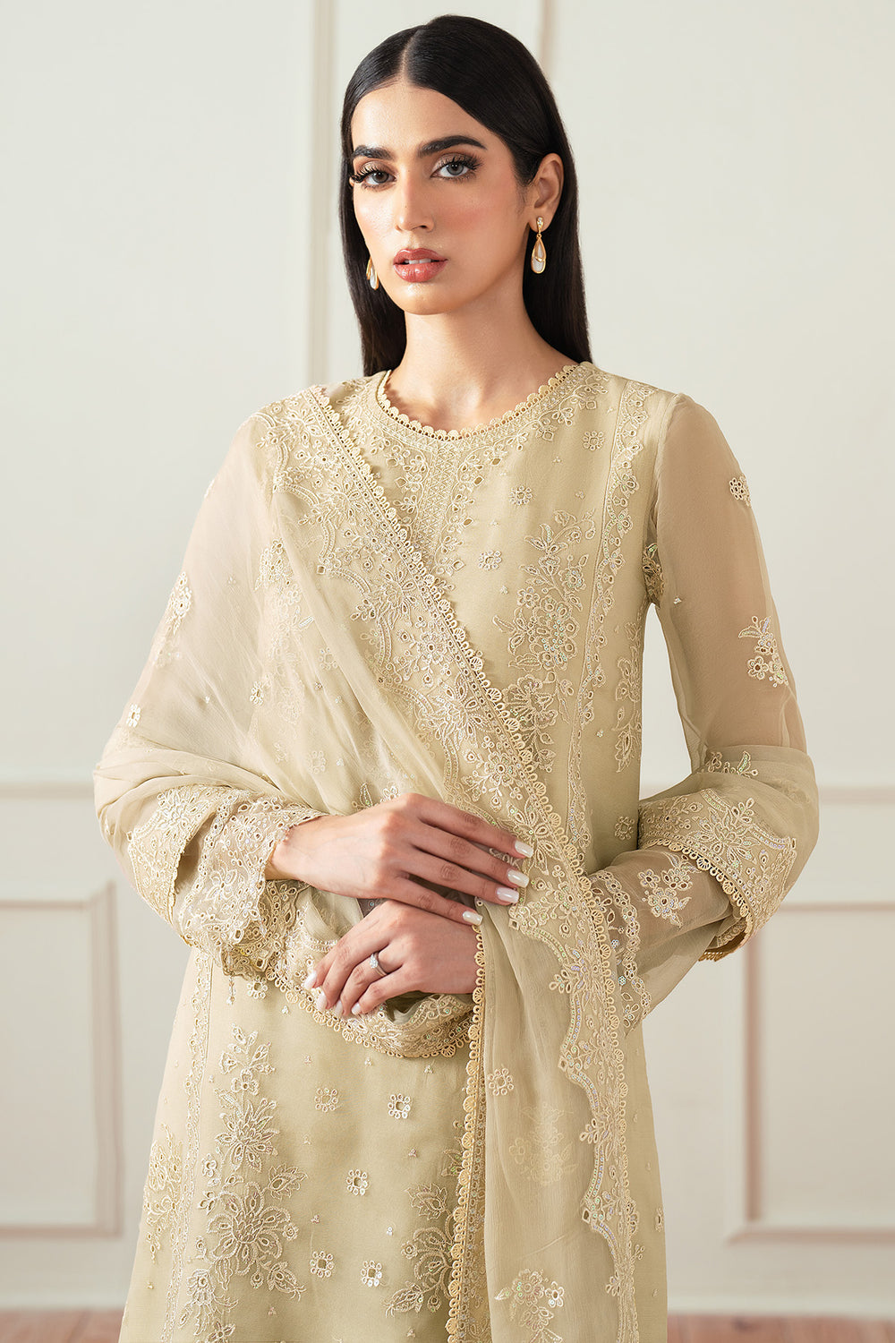 Farasha | Essence Formals 25 | Beige Dusk