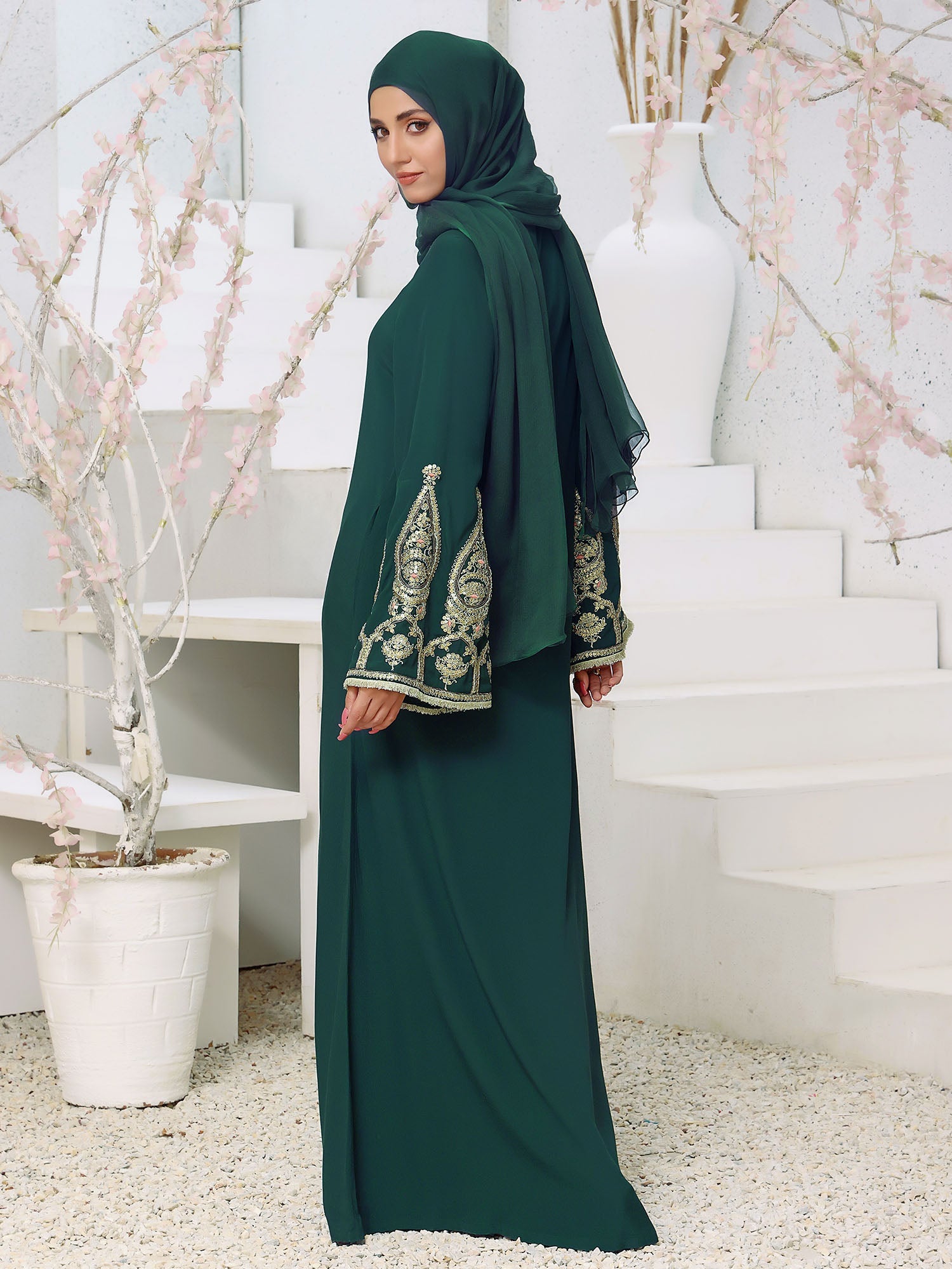 Abaya Aurum