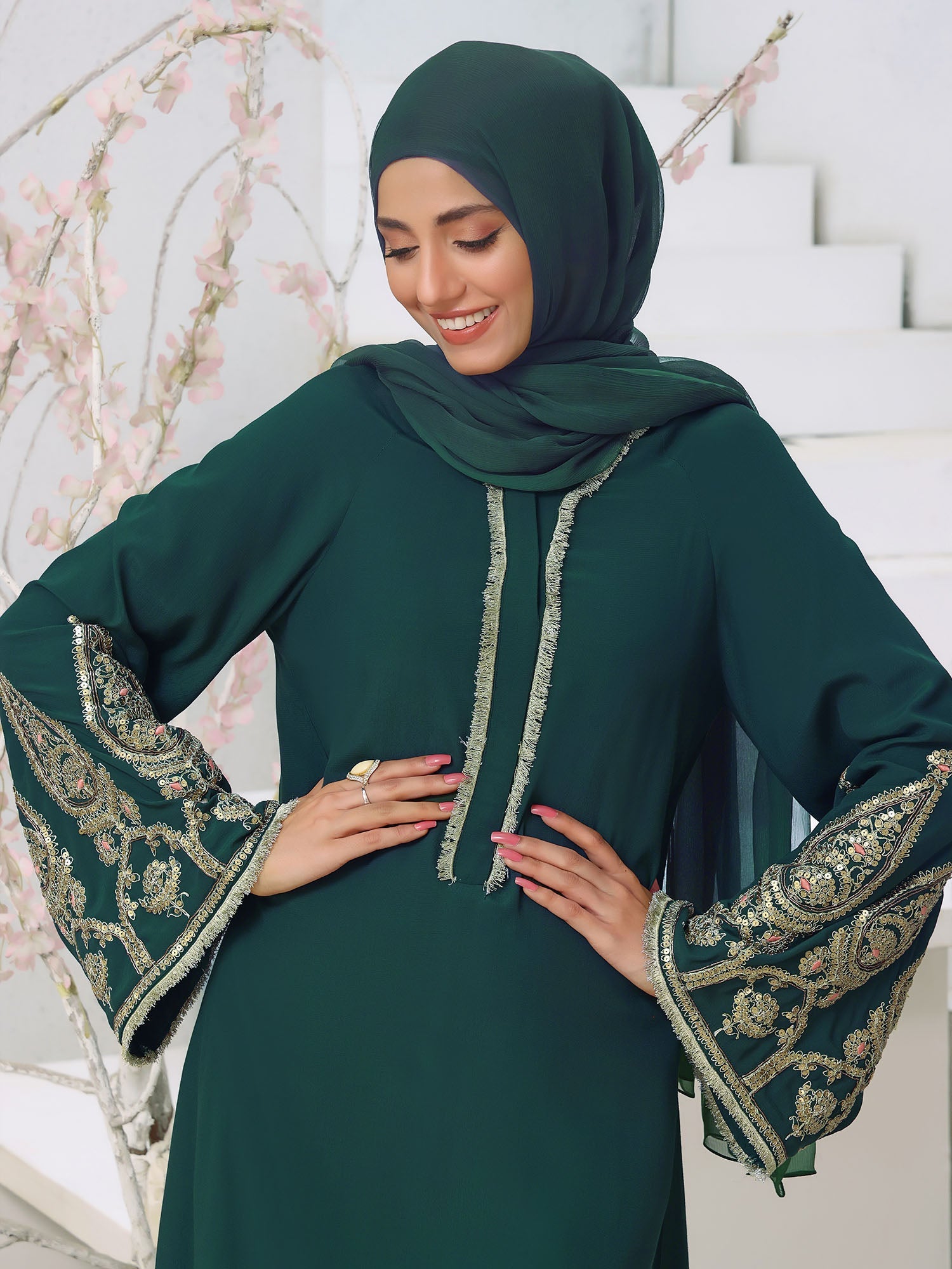 Abaya Aurum