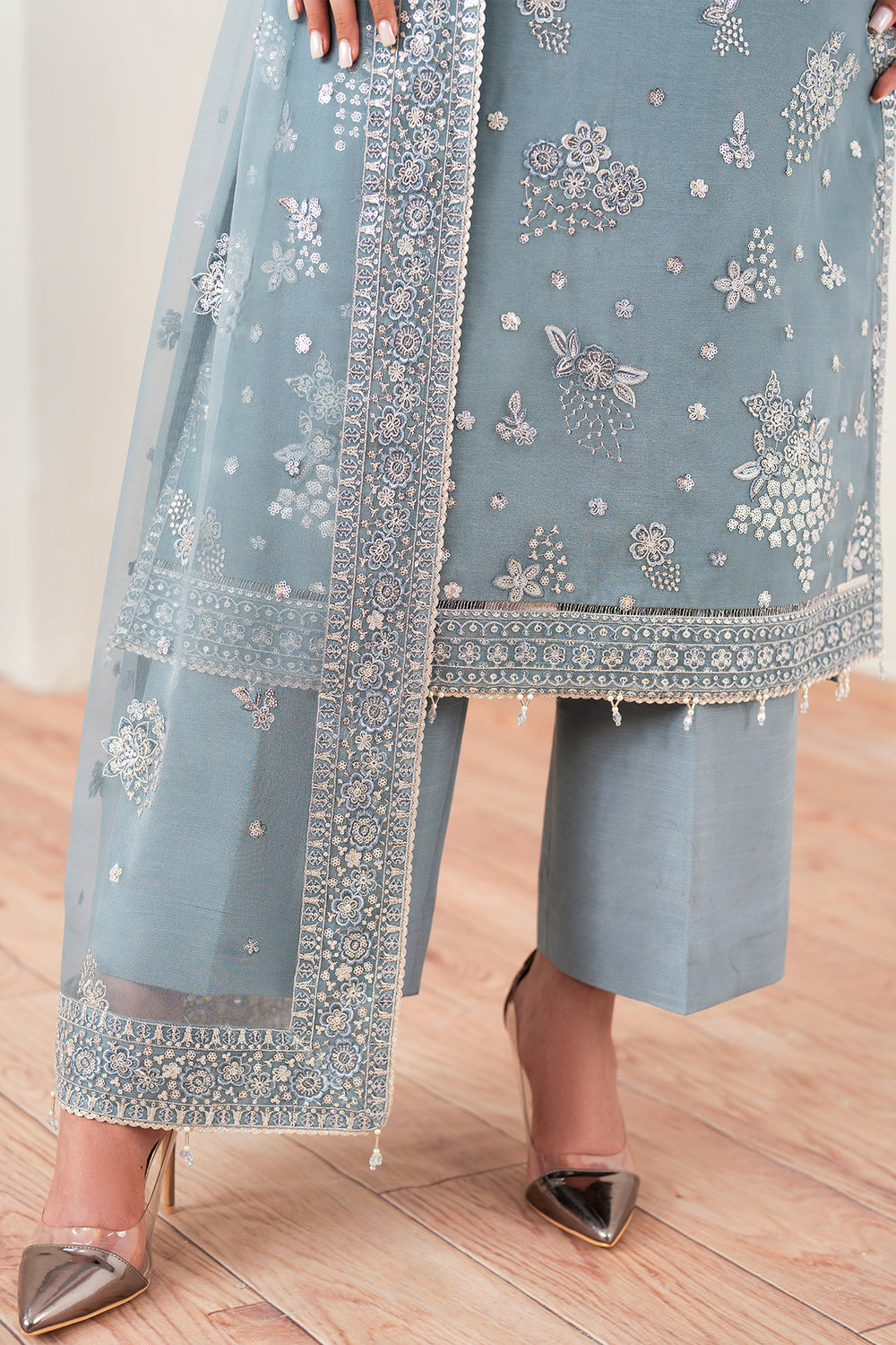 Farasha | Essence Formals 25 | Aqua Bliss