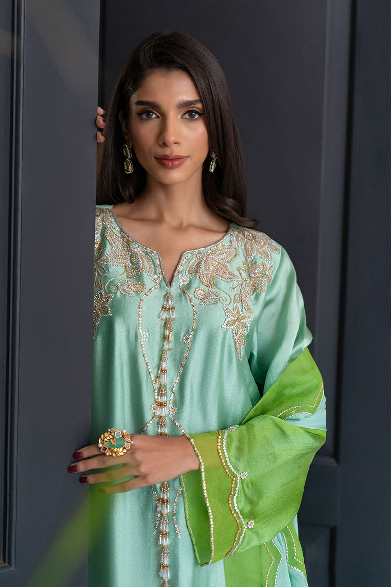 Chic Ophicial | Celenia Pret | Ombre Green