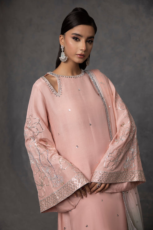 Amani | The Wedding Guest | WILD ROSE