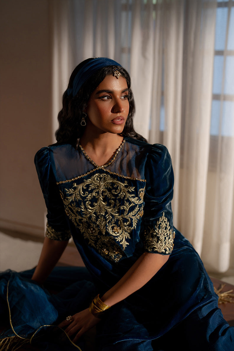 Caia | Luxury Velvet Edit 25 | Roselle (Blue)