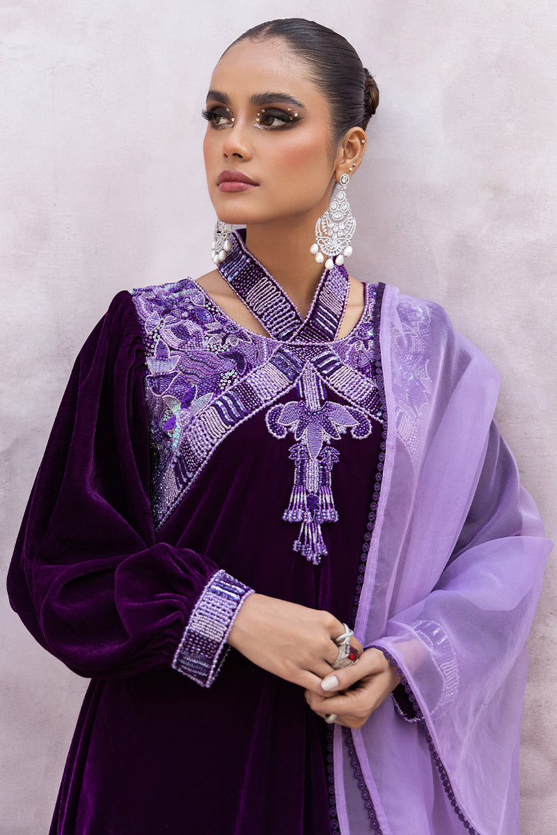 Chic Ophicial | Velveteen Luxury Fall Collection | Elza