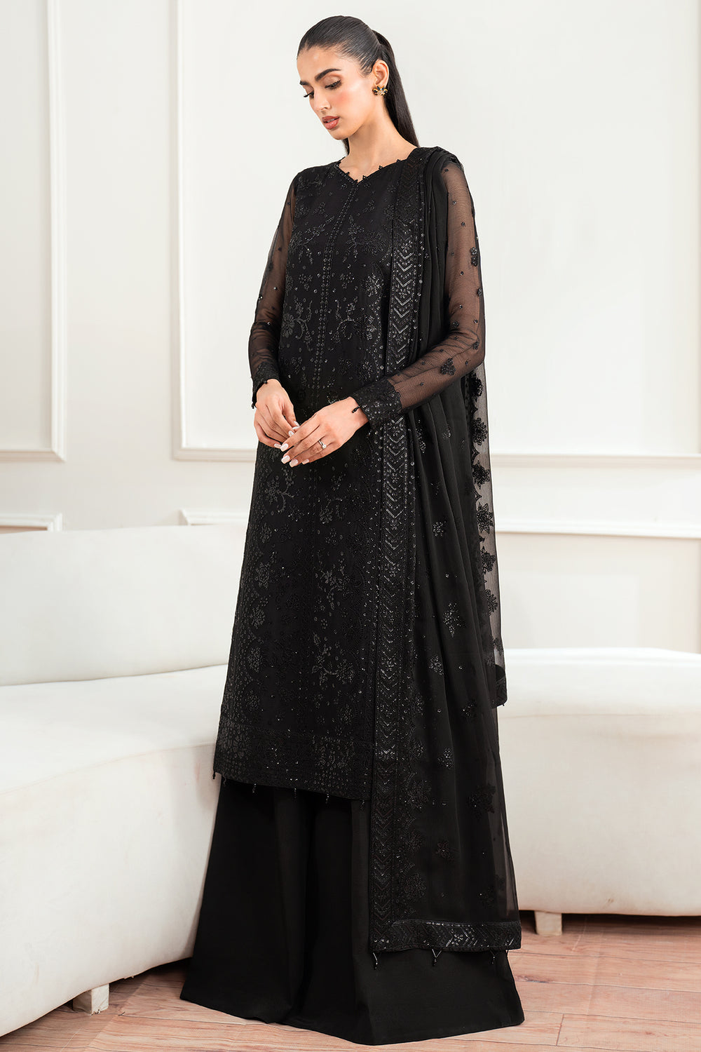 Farasha | Essence Formals 25 | Dark Whisper