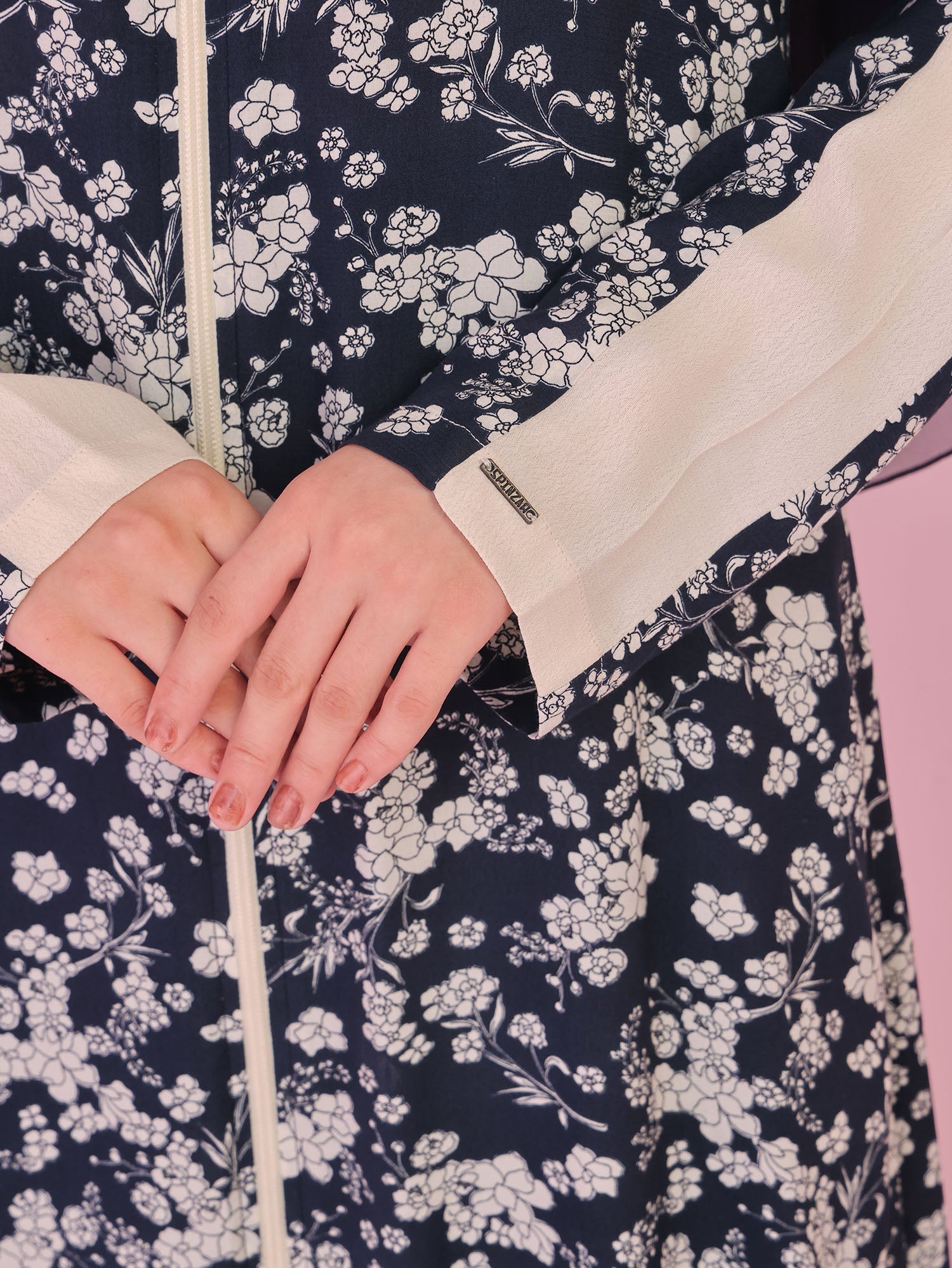 Sporty Blossom Abaya