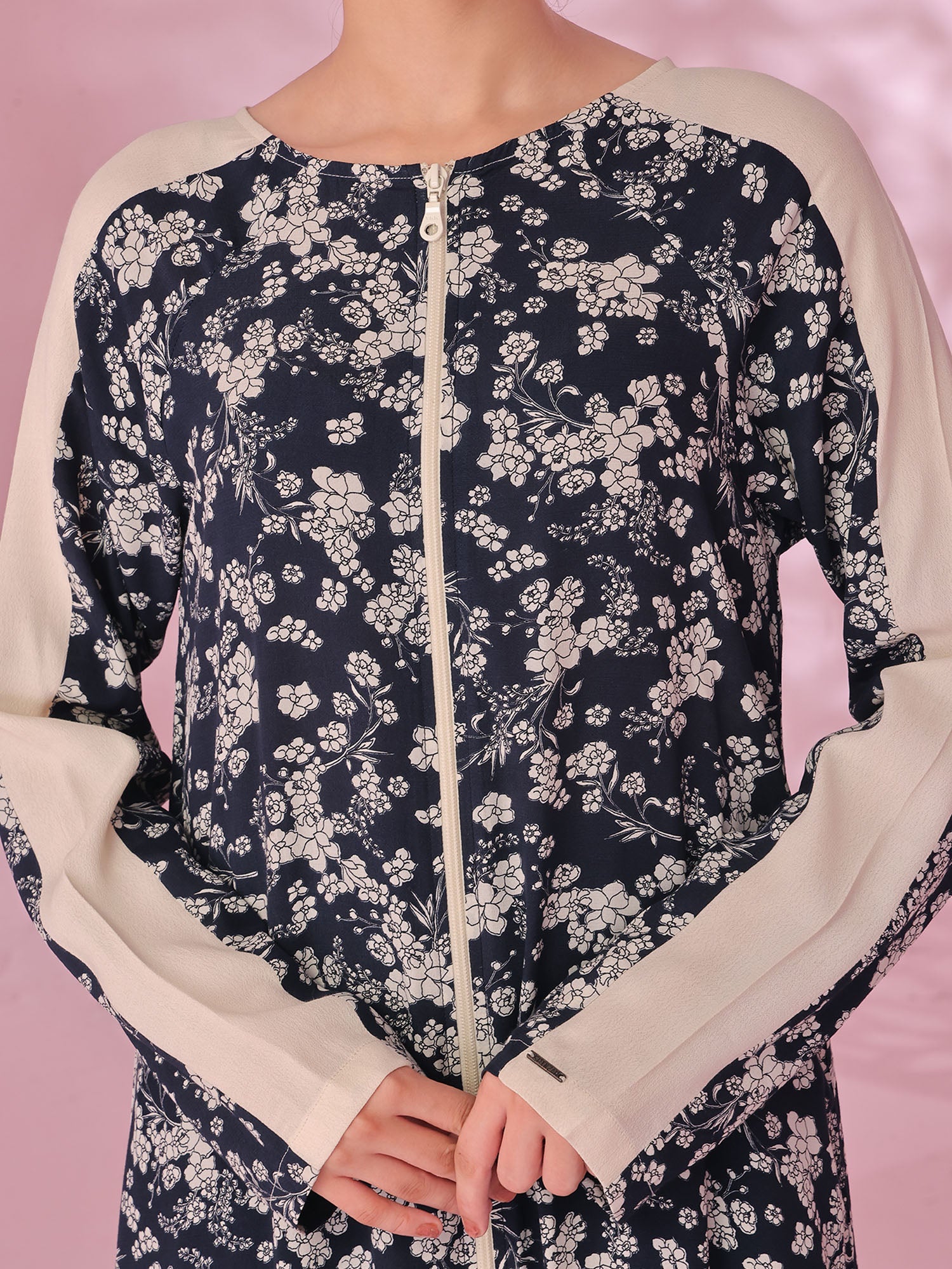 Sporty Blossom Abaya