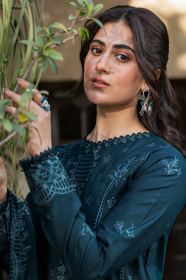 Farasha | Summer Weaves Embroidered Lawn | Teal Serenity