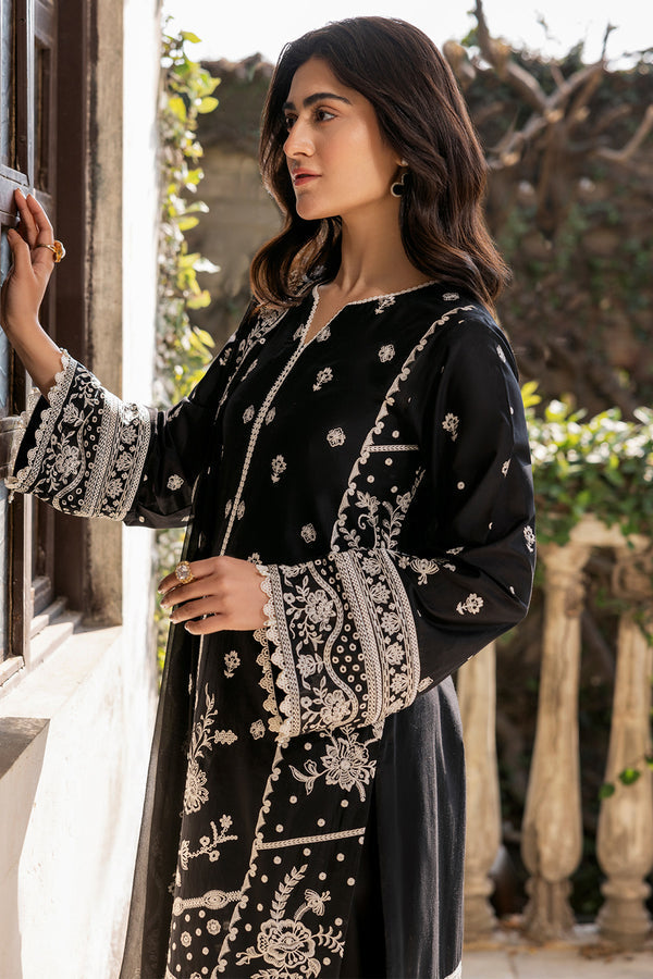 Farasha | Summer Weaves Embroidered Lawn | Midnight Glow