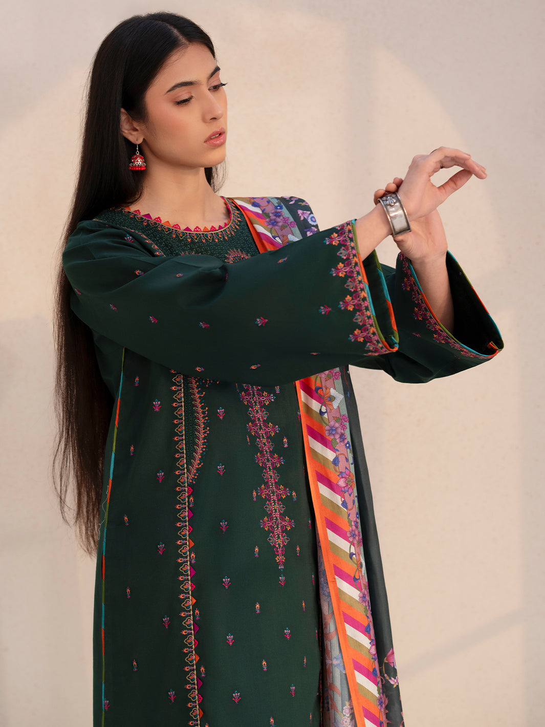 Bin Ilyas | Aaina Summer Edit 25 | 82 - B