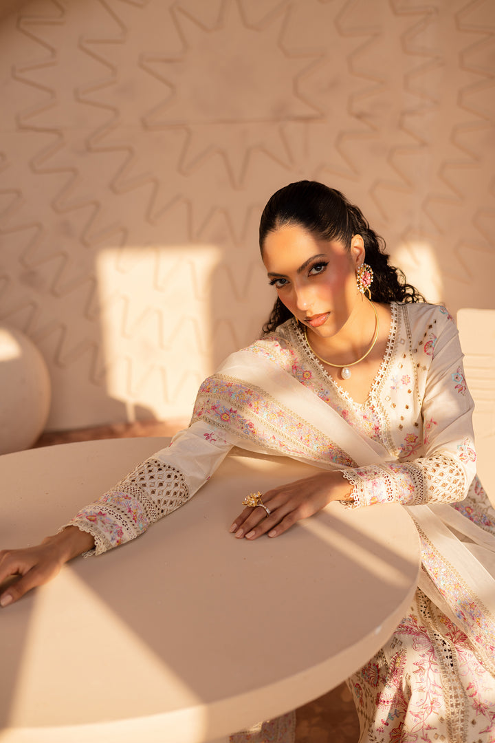 Batik | Ophelia Luxury Pret | Munaza