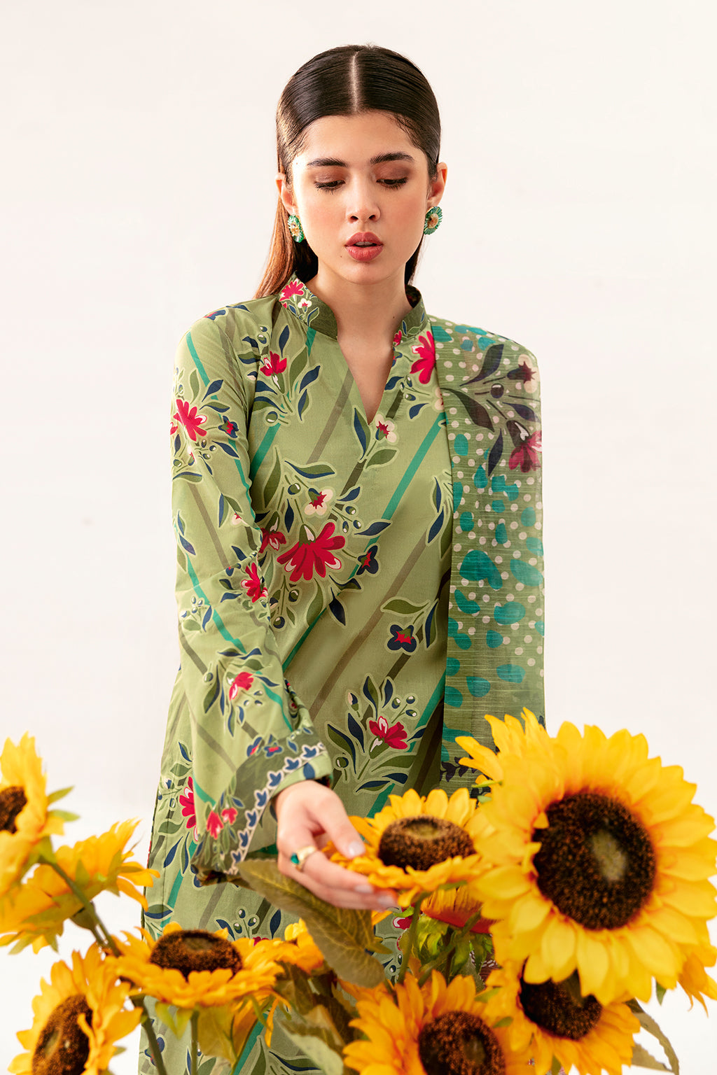 Afsanah | Ready to Wear |  Forest green AP-06